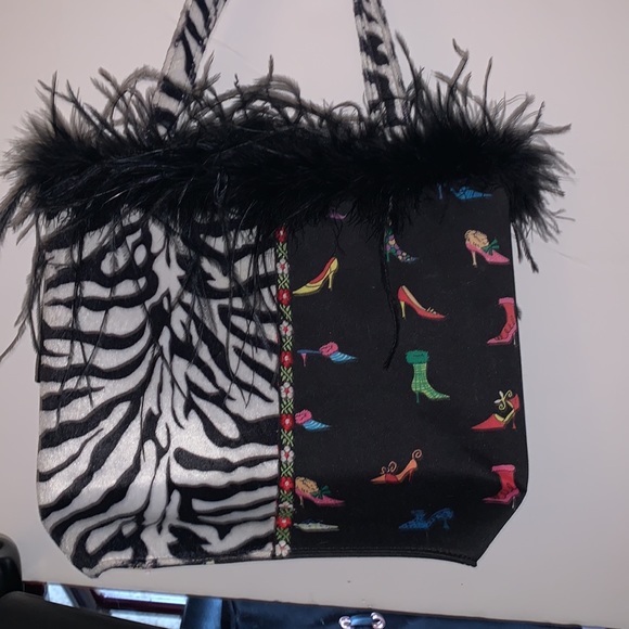 Medium sized, canvas shoe print AND faux fur zebra print handbag. Black interior - Picture 2 of 5